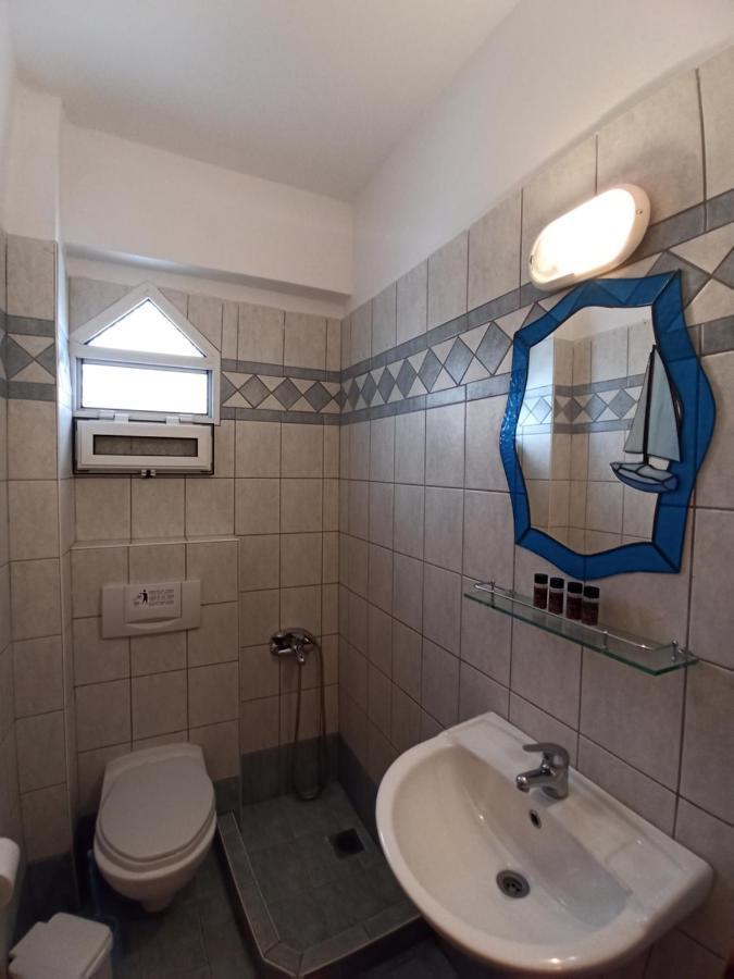 Villa Cosmos Inn Olympiakí Aktí Exteriér fotografie