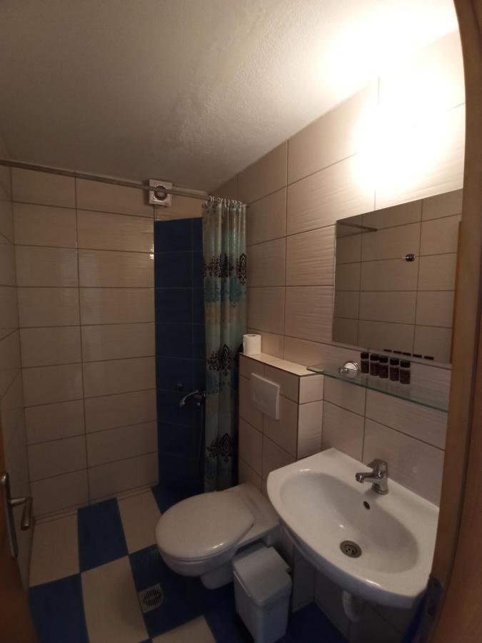 Villa Cosmos Inn Olympiakí Aktí Exteriér fotografie